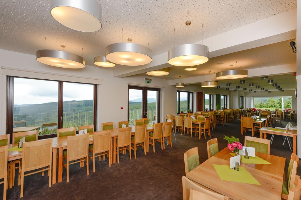 Horsky Hotel Friesovy Boudy Strazne Bagian luar foto